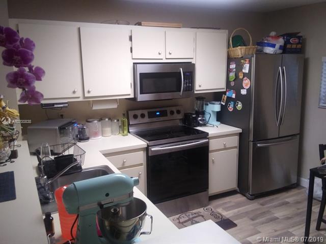 7710 50th St - Photo 1