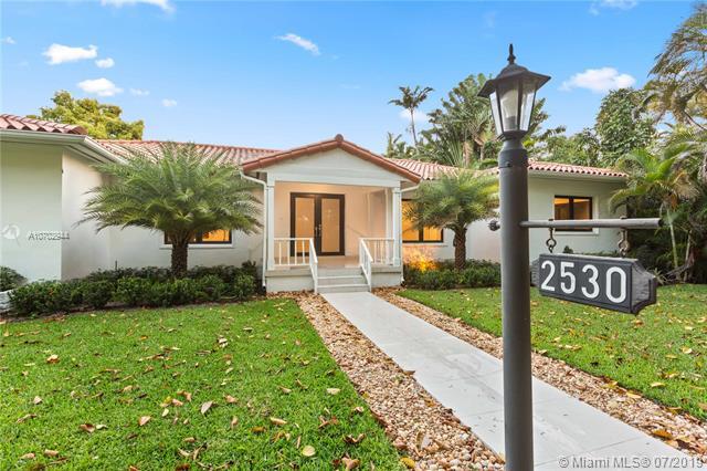 2530 Columbus Blvd - Photo 1
