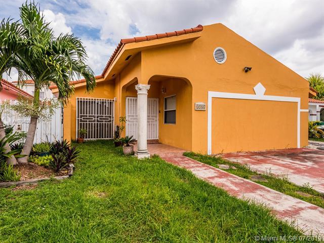 4208 154TH CT - Photo 1