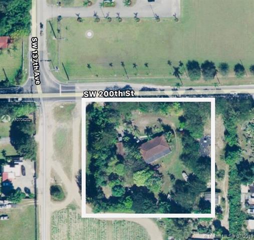 13650 200th St - Photo 1