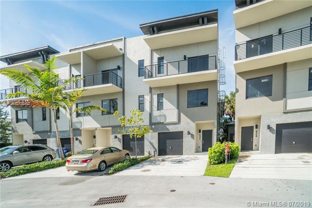 532 1st Cir - Photo 1