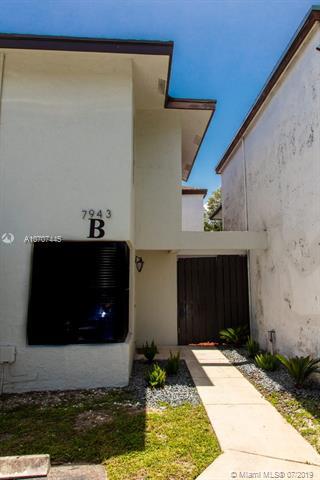7943 Greenway Blvd - Photo 1