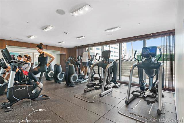 335 Biscayne Blvd - Photo 1