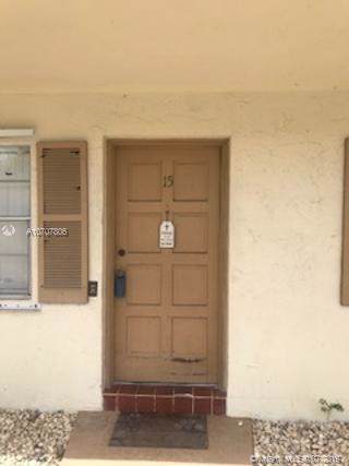 3990 Woodside Dr - Photo 1