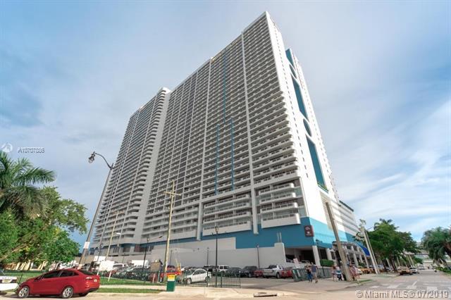 1717 Bayshore Dr - Photo 1