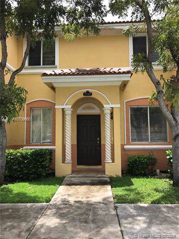 2527 15th Pl - Photo 1