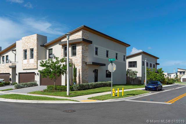 7911 105 Court - Photo 1