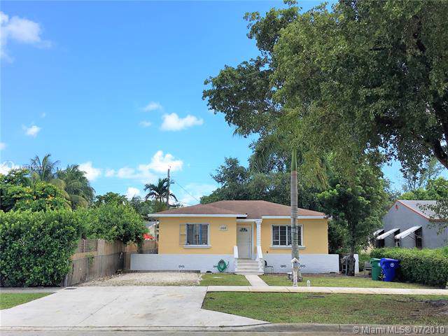 1126 46th St - Photo 1