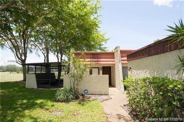 9939 65th Ct - Photo 1