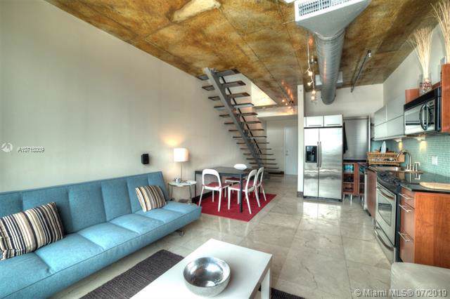 690 1st Ct - Photo 1