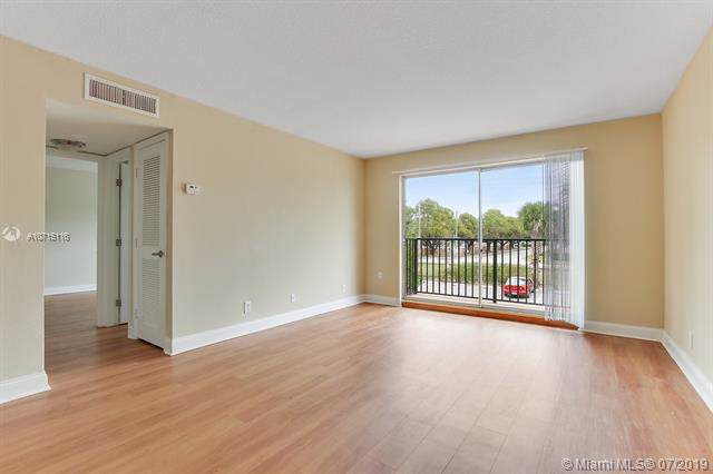 7616 5th St - Photo 1