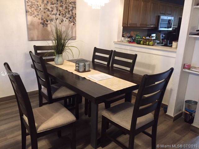 4028 Del Rio Way - Photo 1