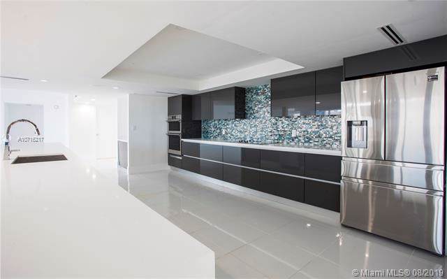 1717 Bayshore Dr - Photo 1