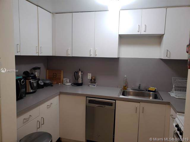 1460 Ocean Drive - Photo 1