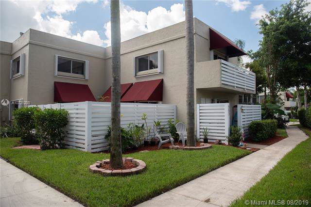 557 98th Ave - Photo 1