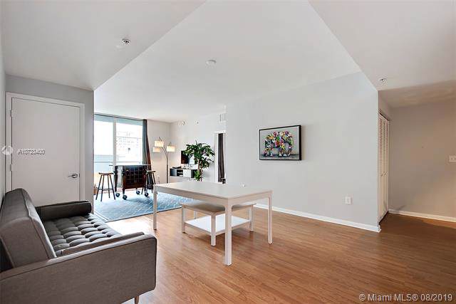 253 2nd St - Photo 1