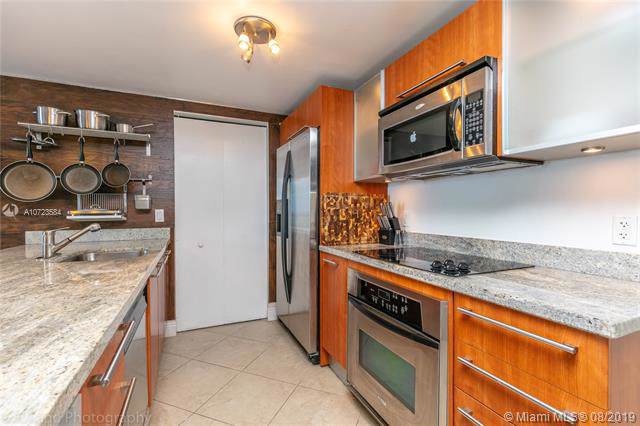 185 7th St - Photo 1