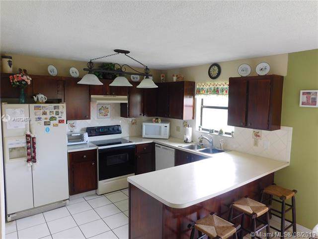 5924 Longbow Ln - Photo 1