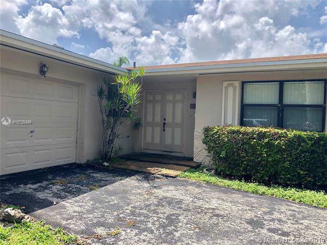 14021 Kendale Lakes Blvd - Photo 1