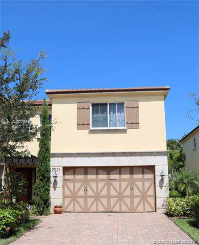 2021 Foxtail View Ct - Photo 1