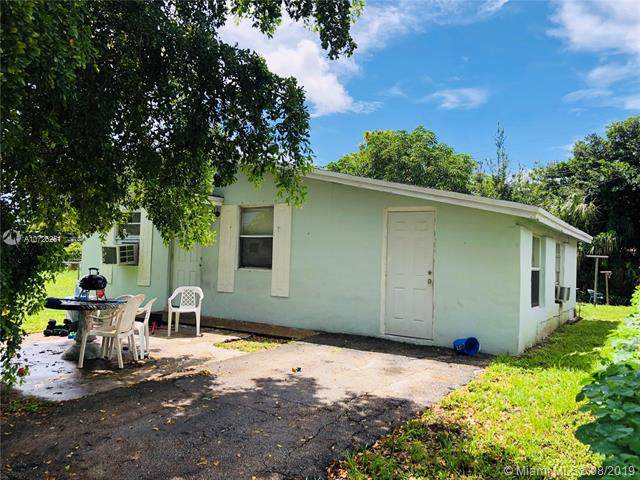 3050 8th Pl - Photo 1