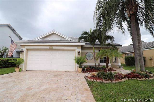 8960 Lake Park Cir N - Photo 1