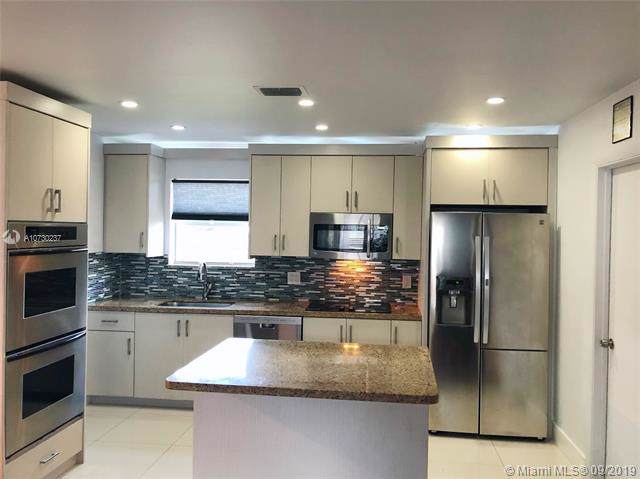 250 5th Ct - Photo 1