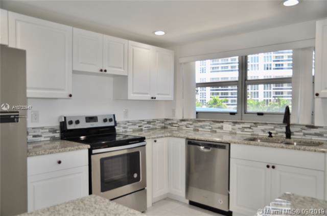 1825 Ocean Dr - Photo 1