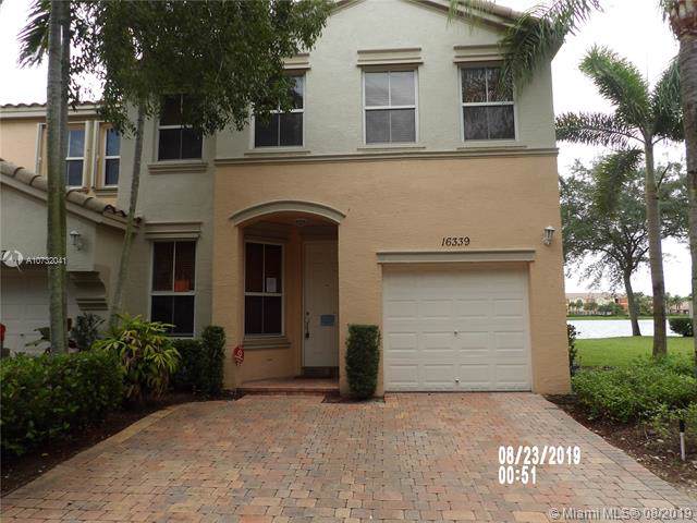 16339 48th St - Photo 1