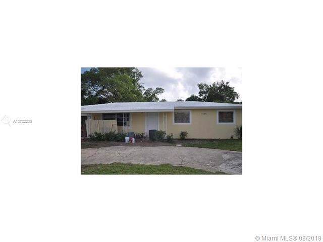1645 15th St - Photo 1