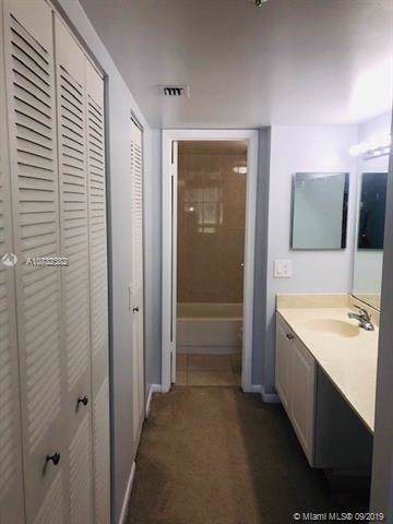 711 Pine Island Rd - Photo 1
