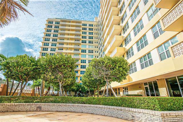 4747 Collins Ave - Photo 1
