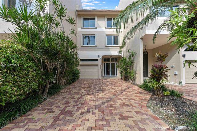 6022 Paradise Point Dr - Photo 1