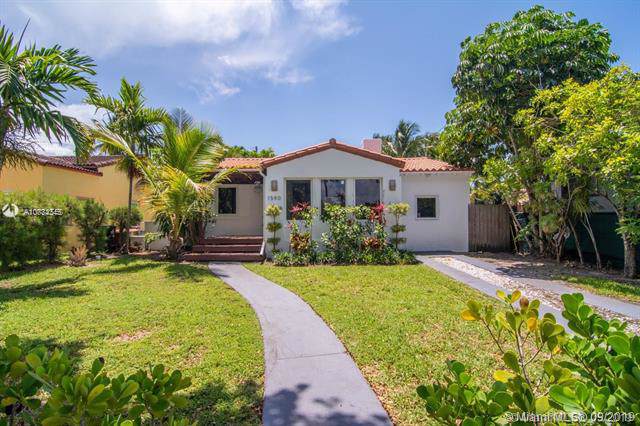 1590 Normandy Dr - Photo 1