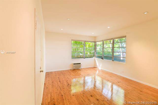 1135 Meridian Ave - Photo 1