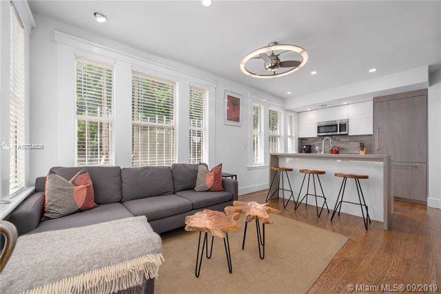 739 2nd St - Photo 1