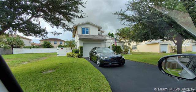 10560 La Placida Dr - Photo 1