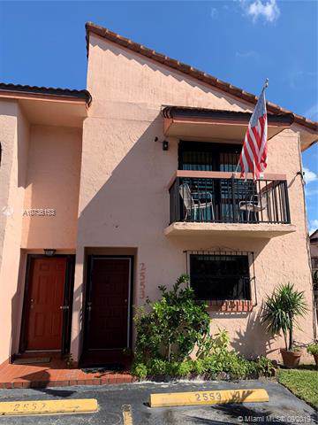 2553 52nd Pl - Photo 1