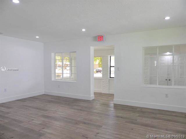 223 28th Ave - Photo 1