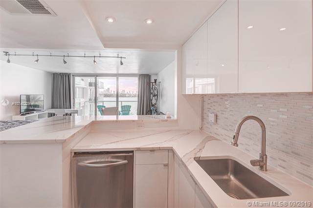 1000 West Ave - Photo 1