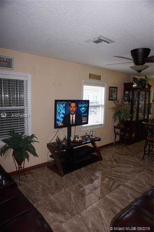 515 Colonial Road - Photo 1