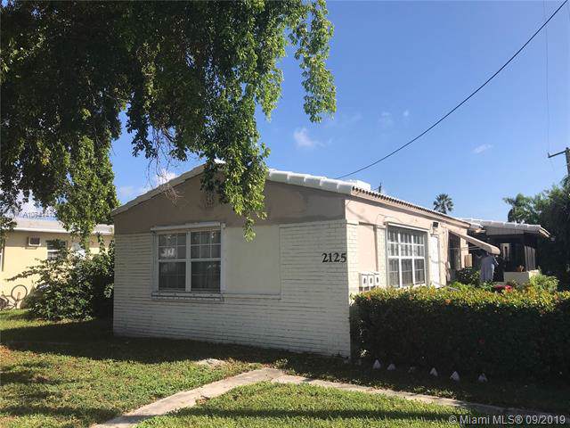 2125 Bay Dr - Photo 1