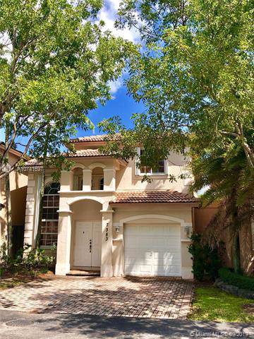 7383 113th Ct - Photo 1
