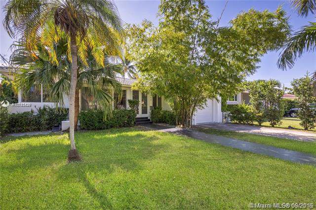 9264 Dickens Ave - Photo 1