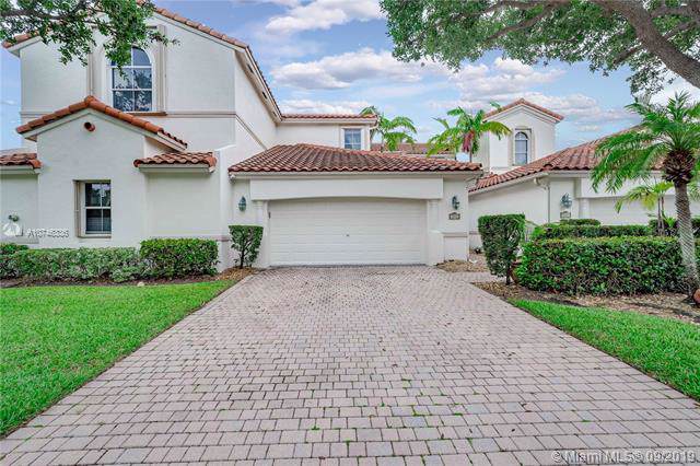 942 Harbor View South - Photo 1