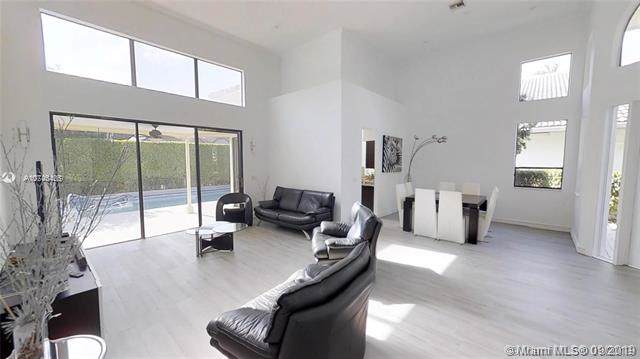 10121 Spyglass Way - Photo 1