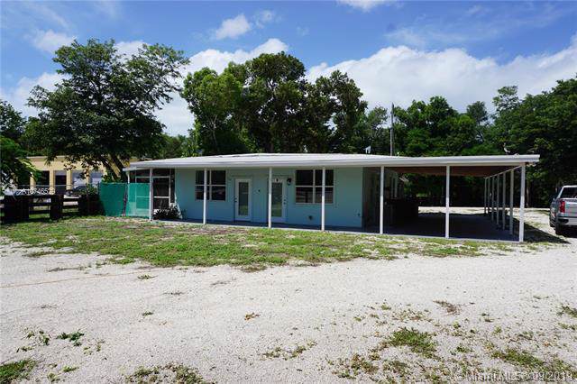 48 Coral Way - Photo 1