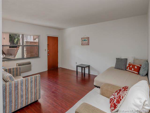 1250 Alhambra Cir - Photo 1