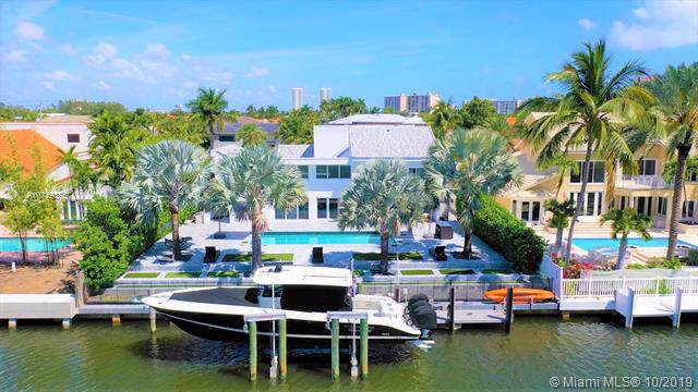 449 Holiday Dr - Photo 1