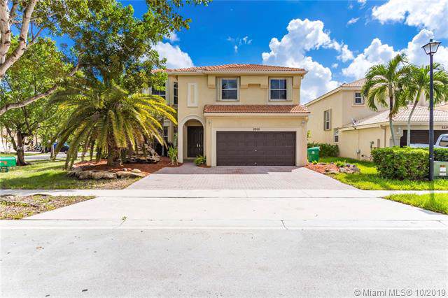 5201 159th Ave - Photo 1